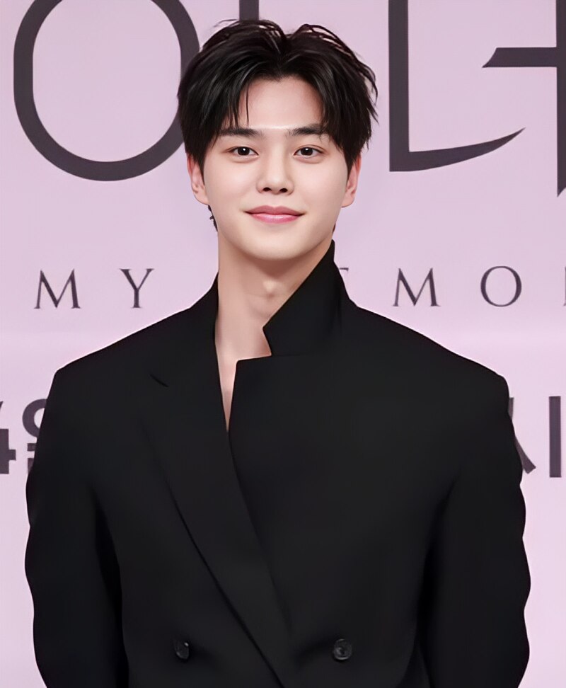 Kang Tae Bok