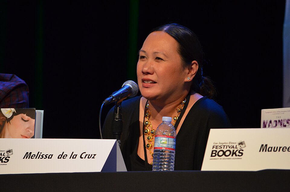 Karen de la Cruz