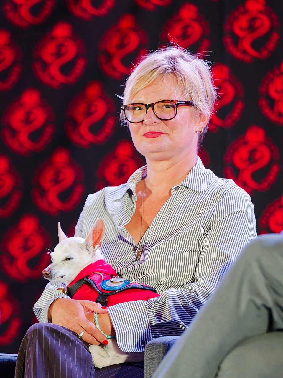 Karen Swan