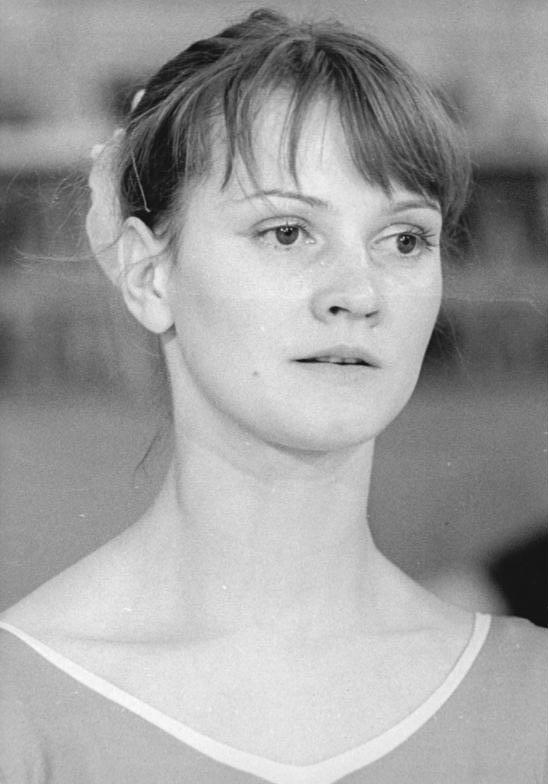 Karin León