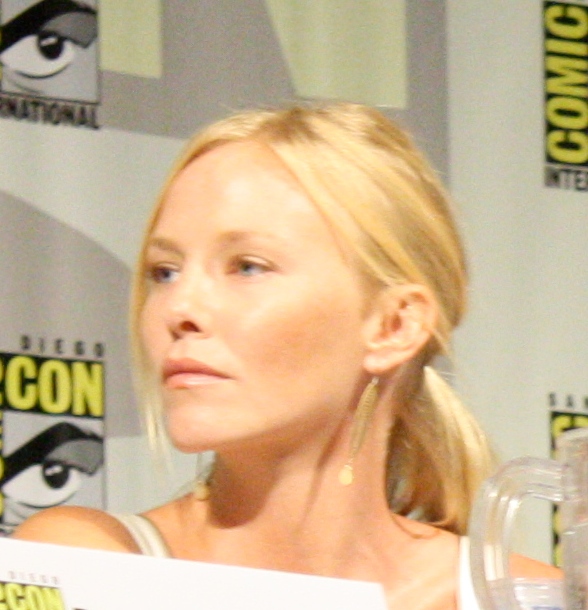 Kelli Fox