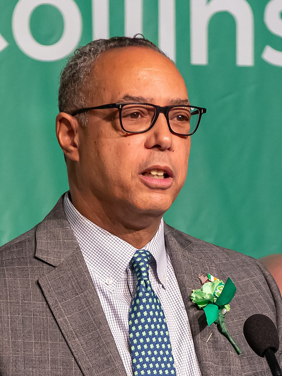 Kevin R Hayden