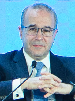 Kevin Sneader