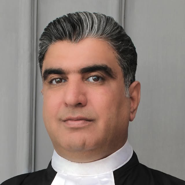Khosrow Alikordi