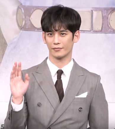 Ki Woong Kim