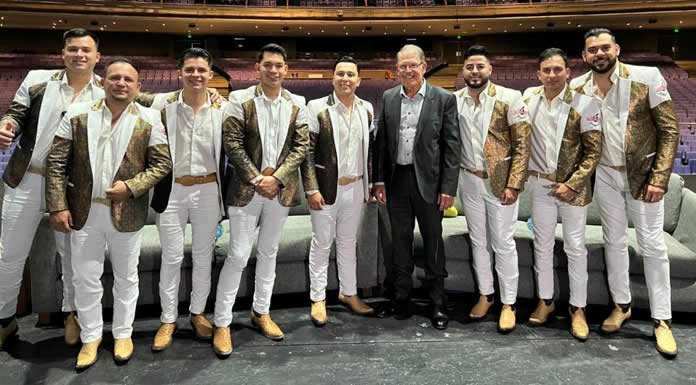 La Arrolladora Banda Limón