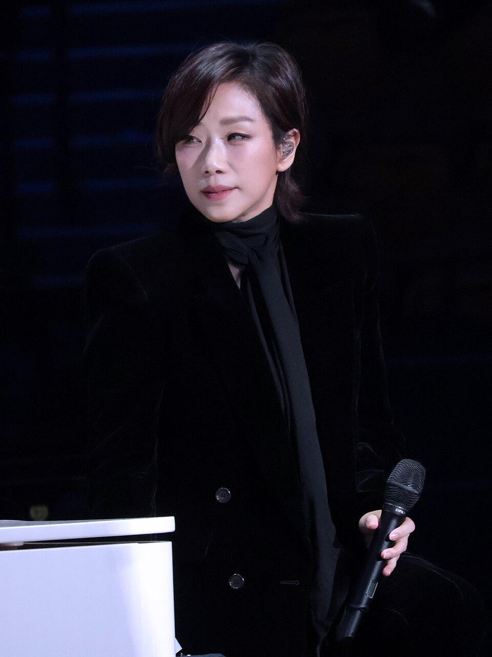 Lam Yik