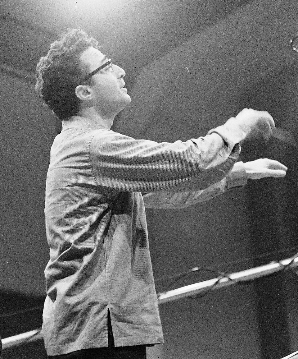 Lamberto Pavarotti