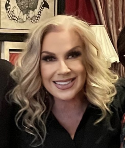 Laura Zapata