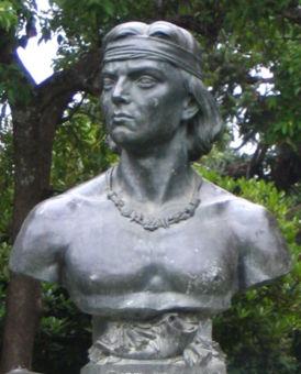 Lautaro Hill