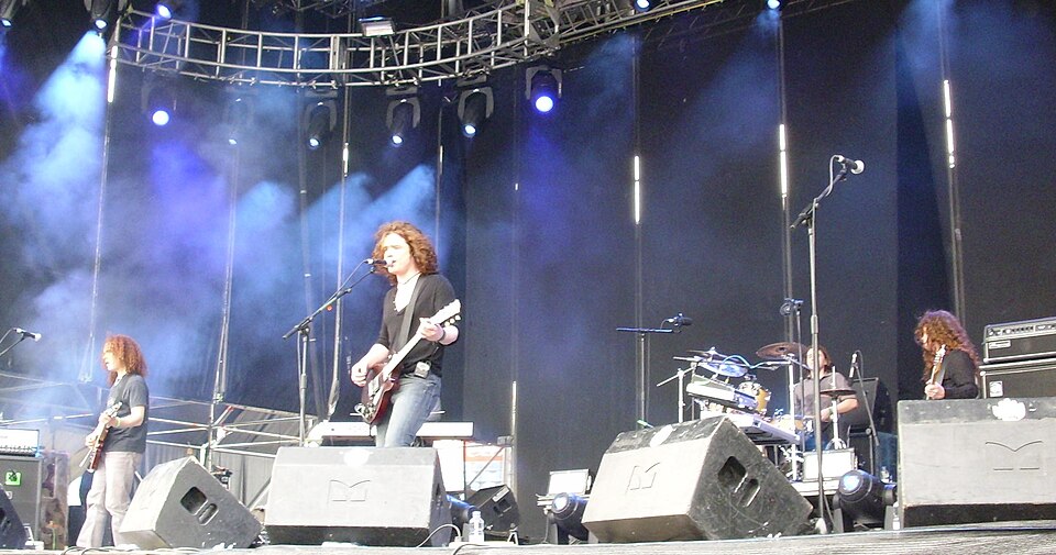 Lee Douglas