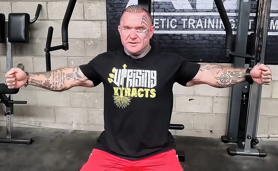 Lee Priest