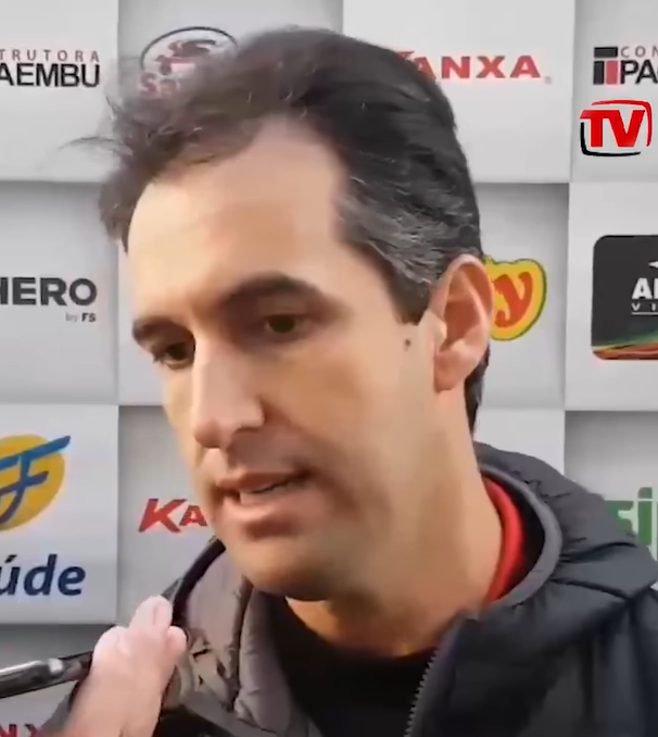 Leo Correa