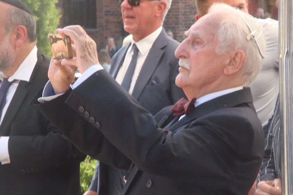 Leon Weintraub