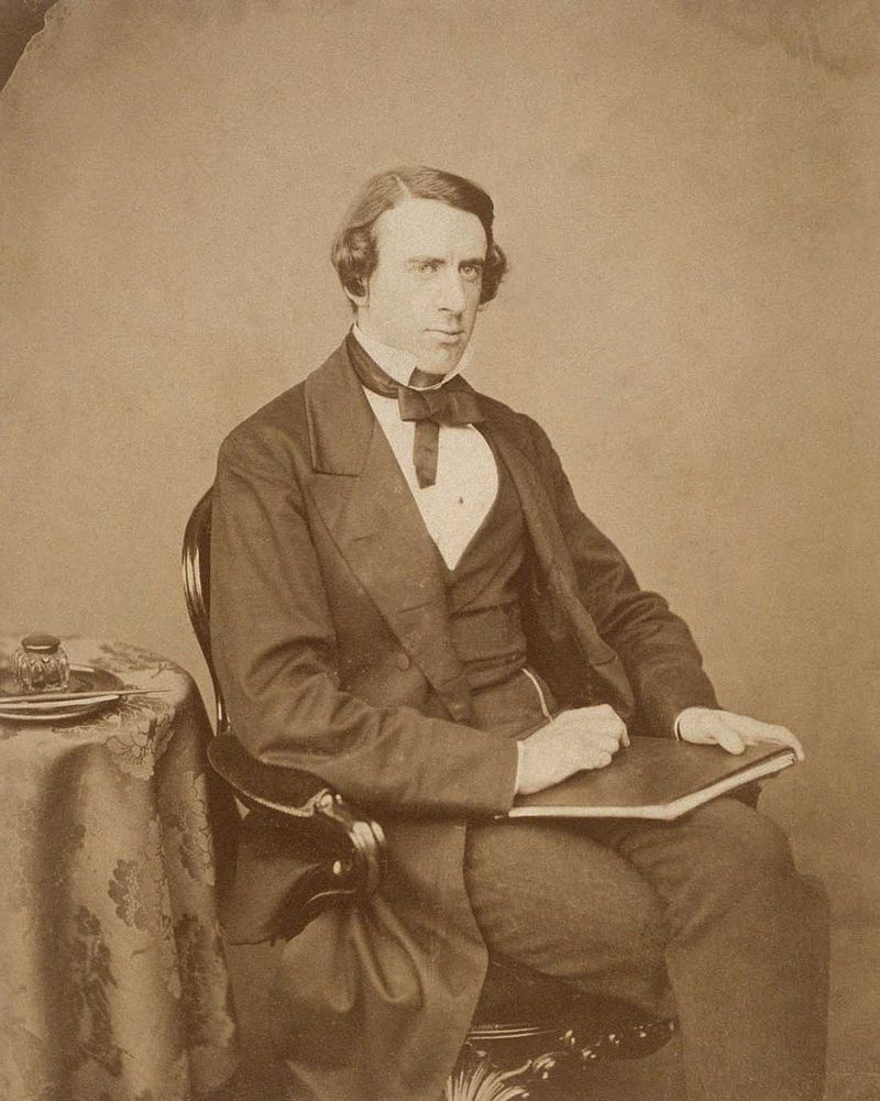 Leslie Hitchens