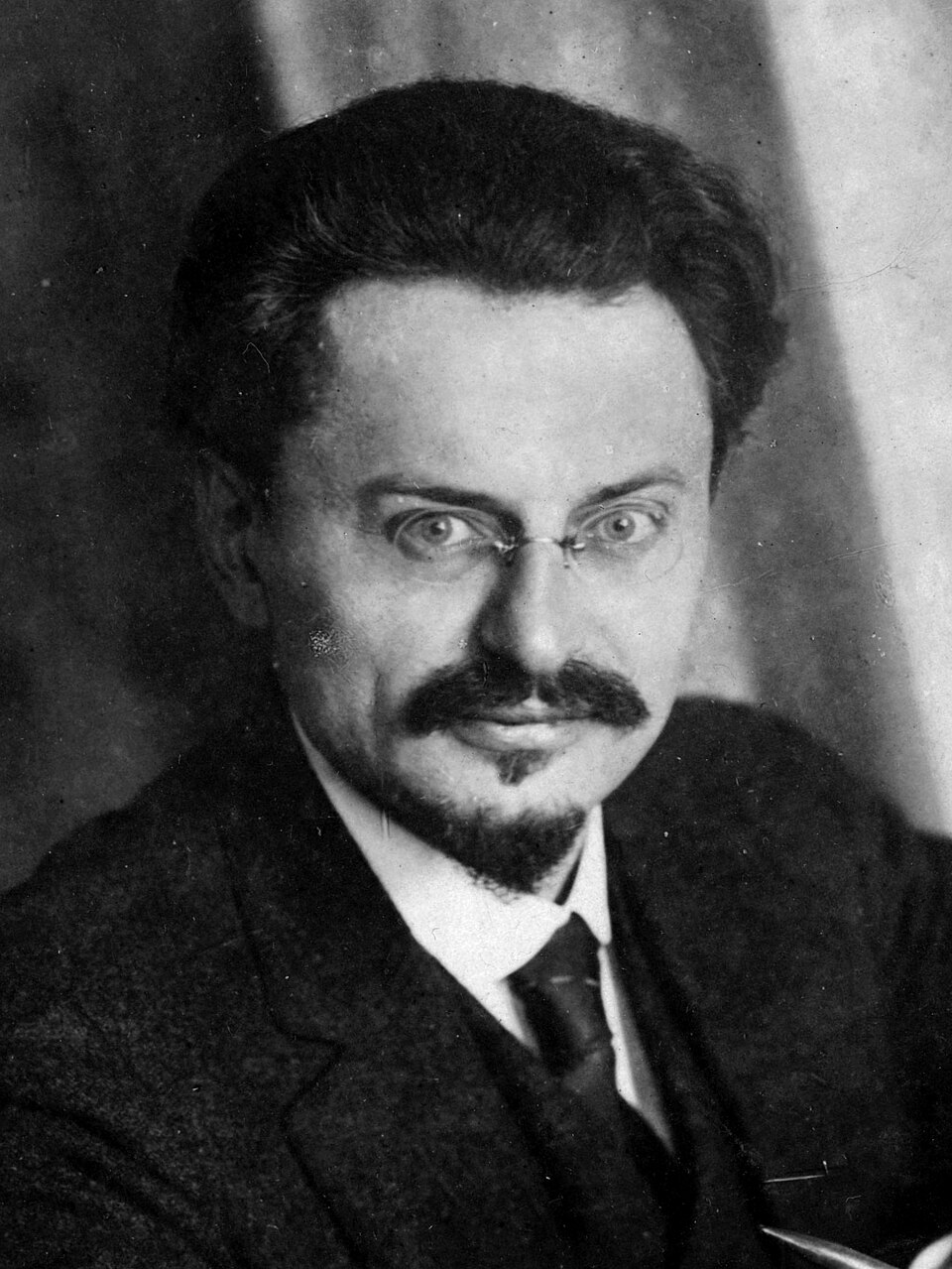 Lev Trotski