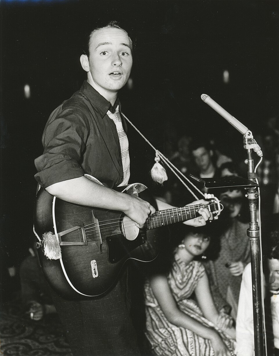 Lonnie Lee
