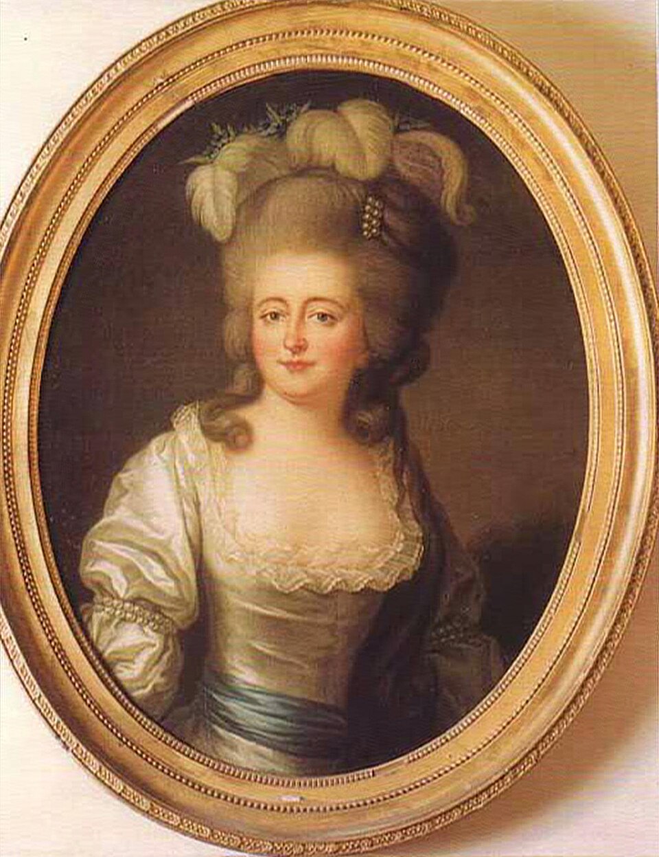 Louise Capon