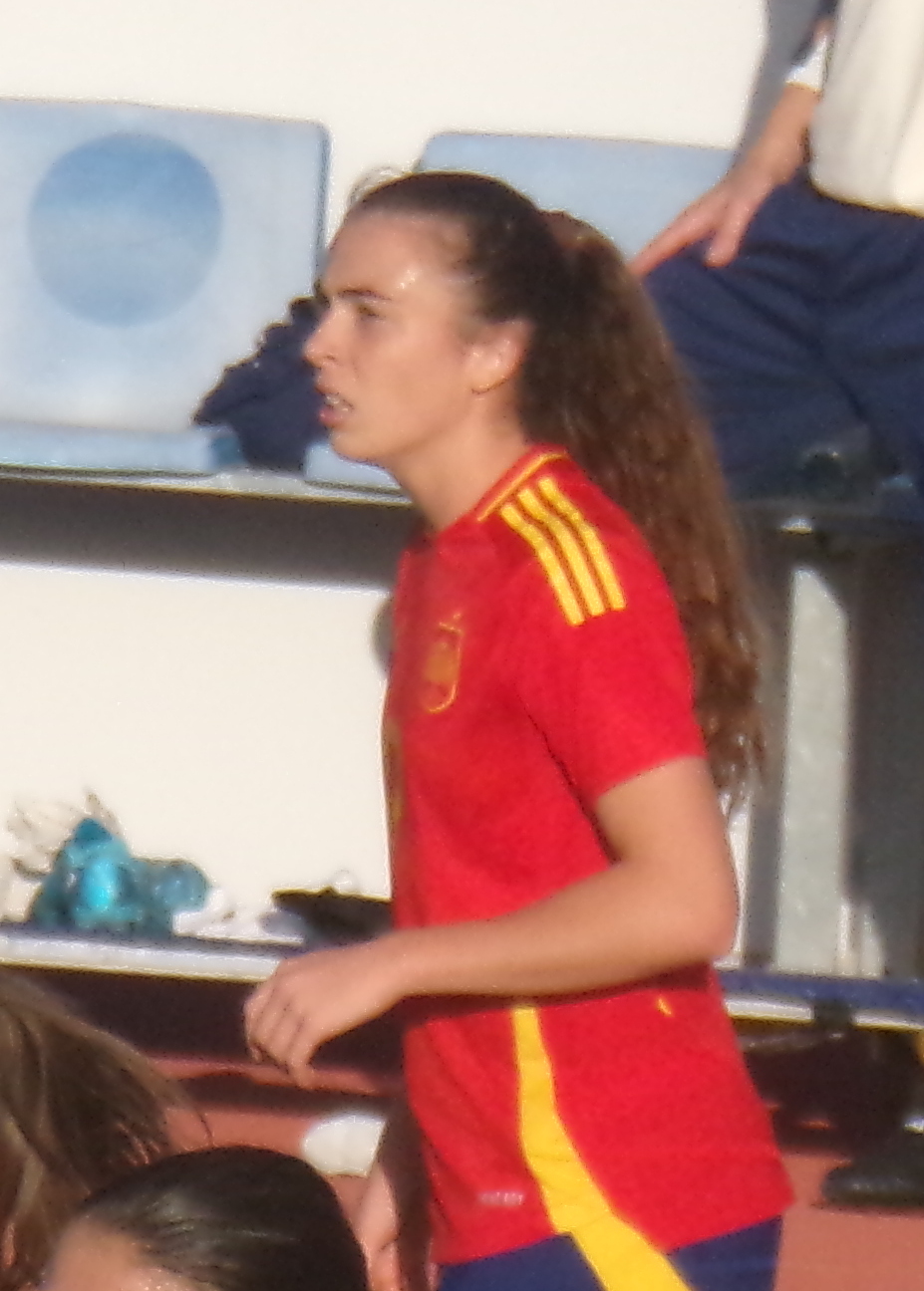 Lucía Corrales