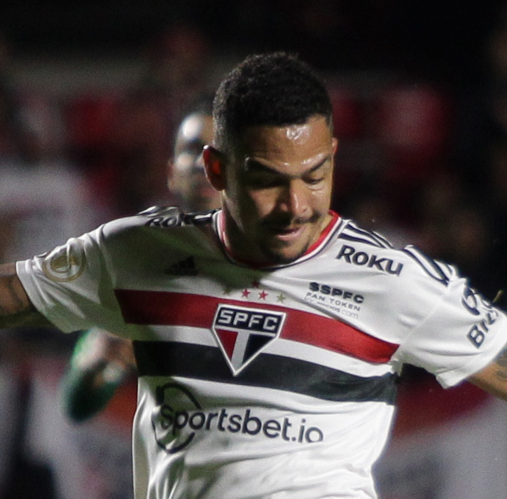 Luciano Neves