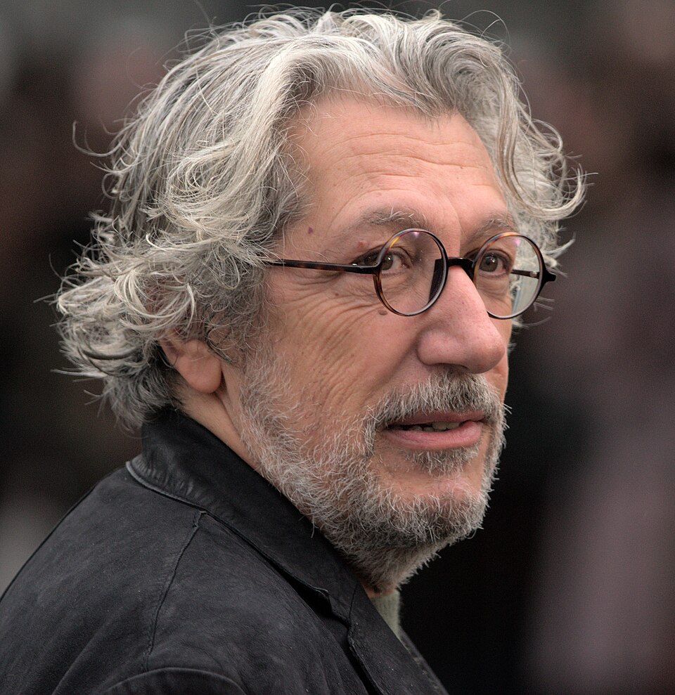 Luis Chabat