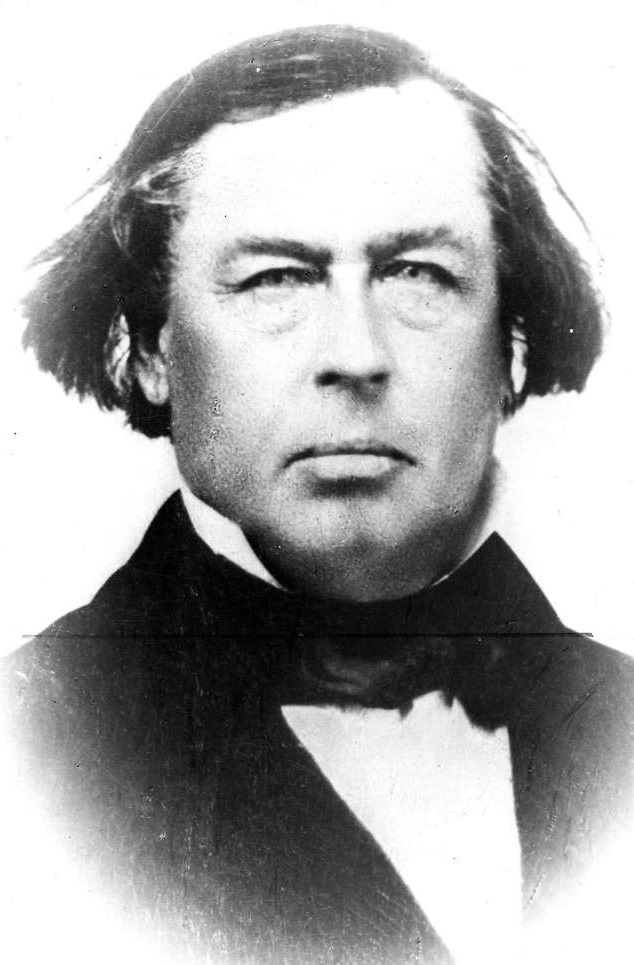 Luis Henry J. E.