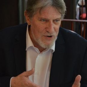 Luis Hierro López