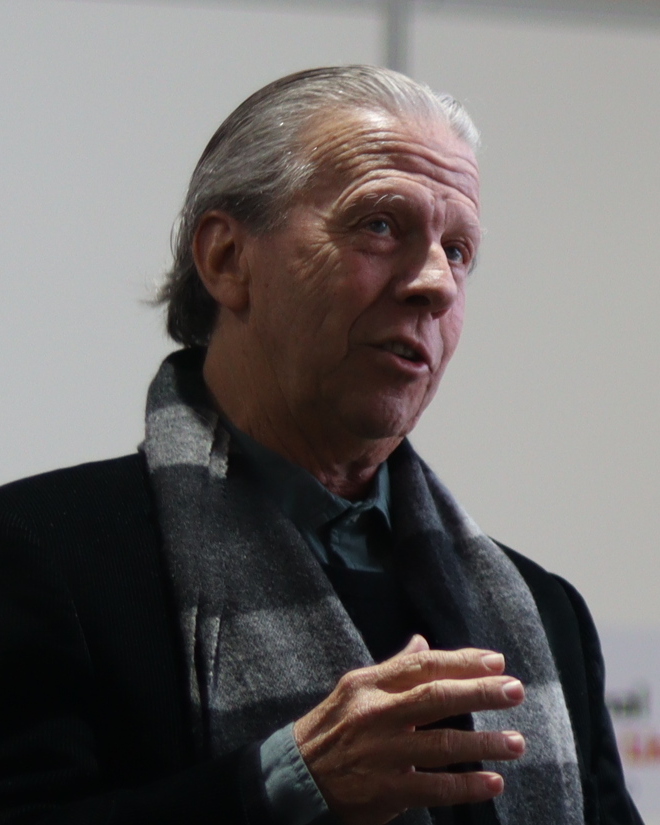 Luis Llosa