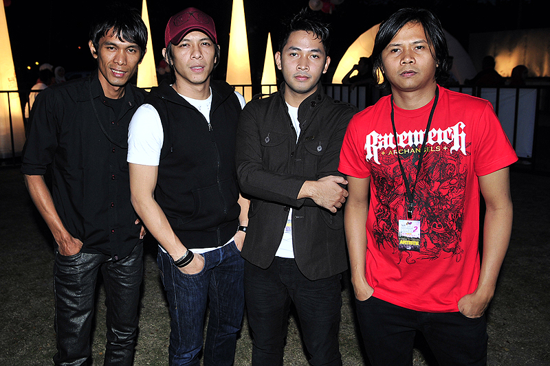 M Aan Mansyur