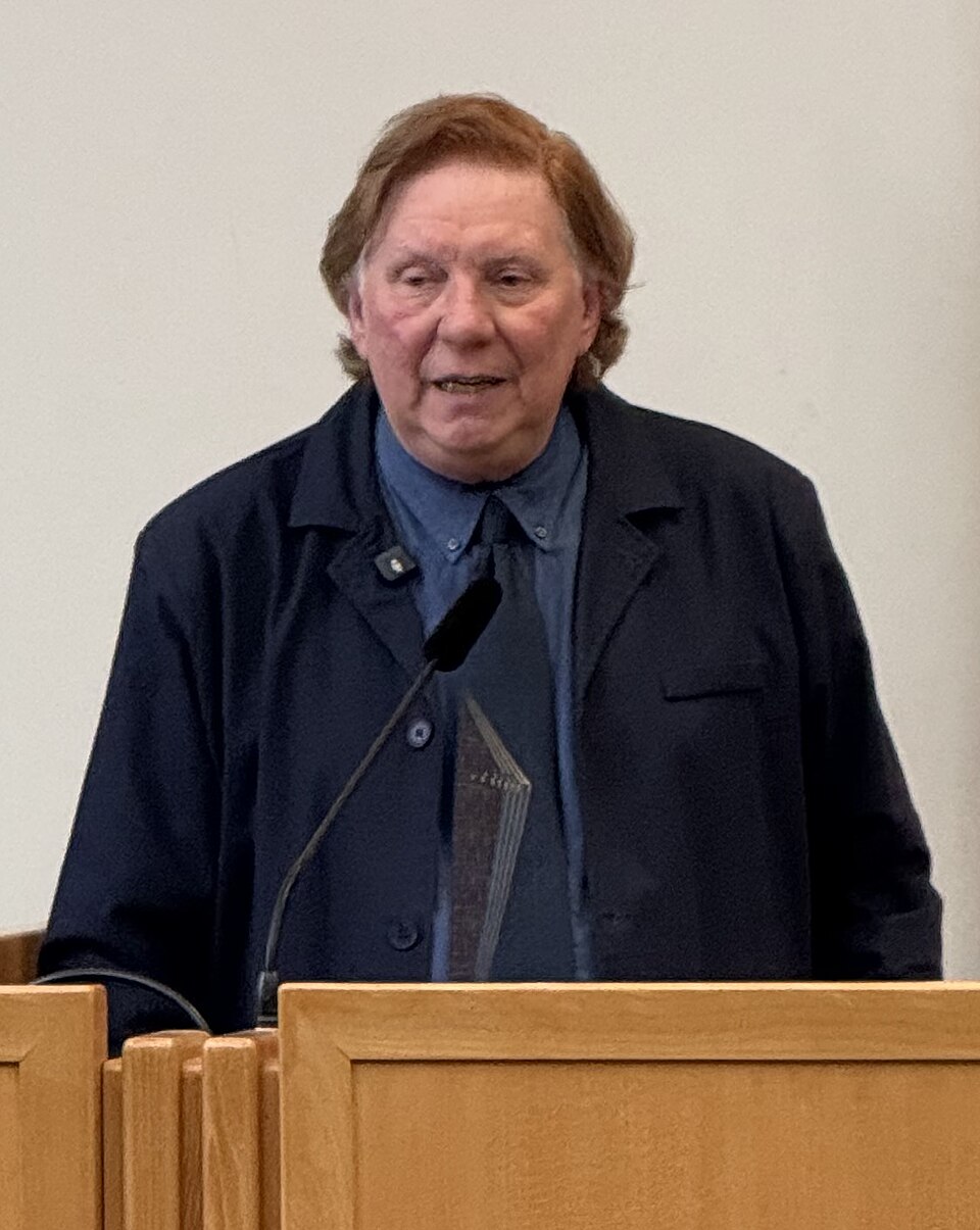 Malcolm Rowe