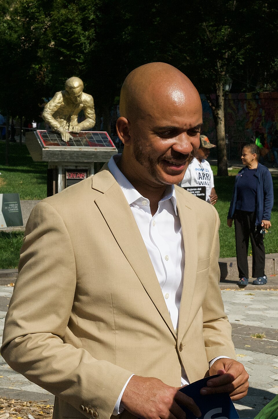 Manny De Los Santos
