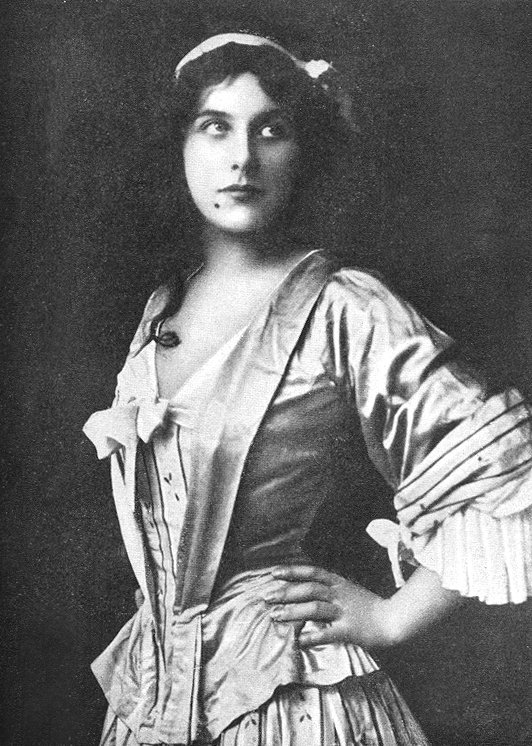 Manon Lanza