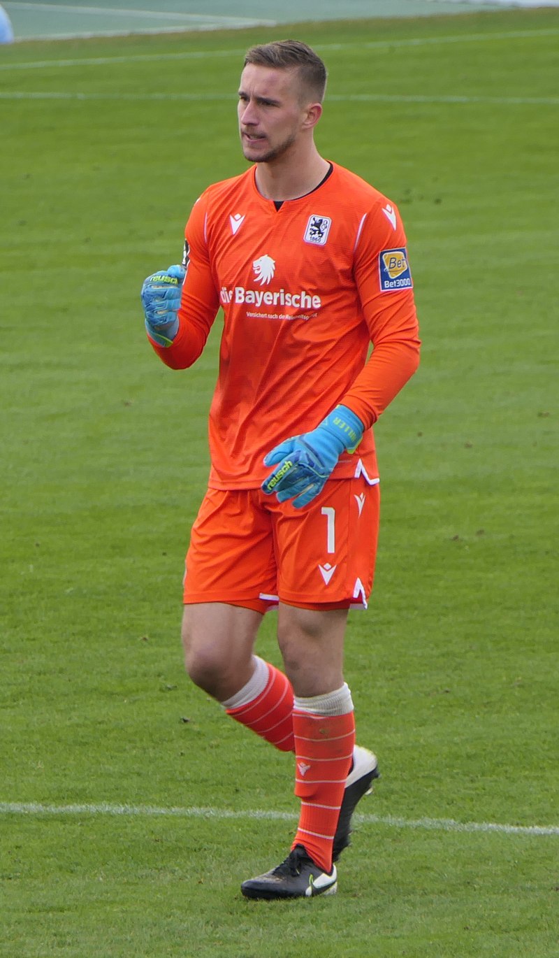 Marco Hiller