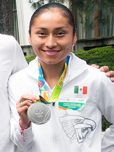 María A. González