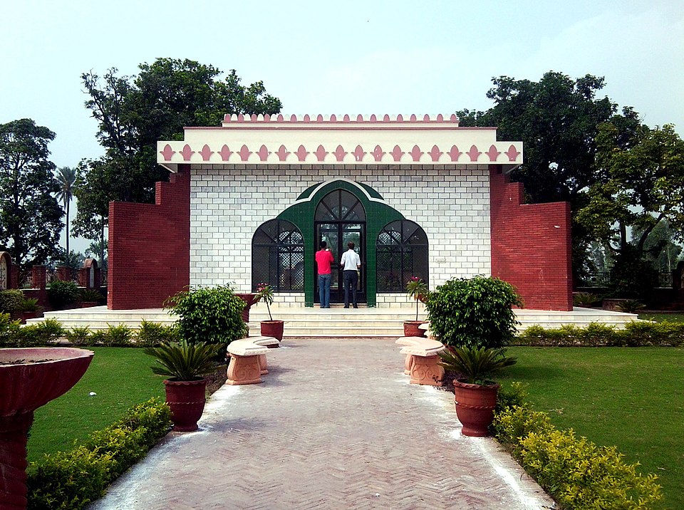 Maulana Khan Zeb