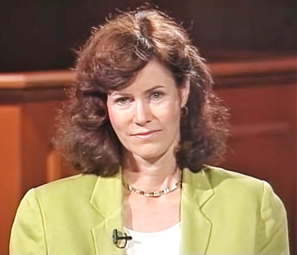 Maureen Wood