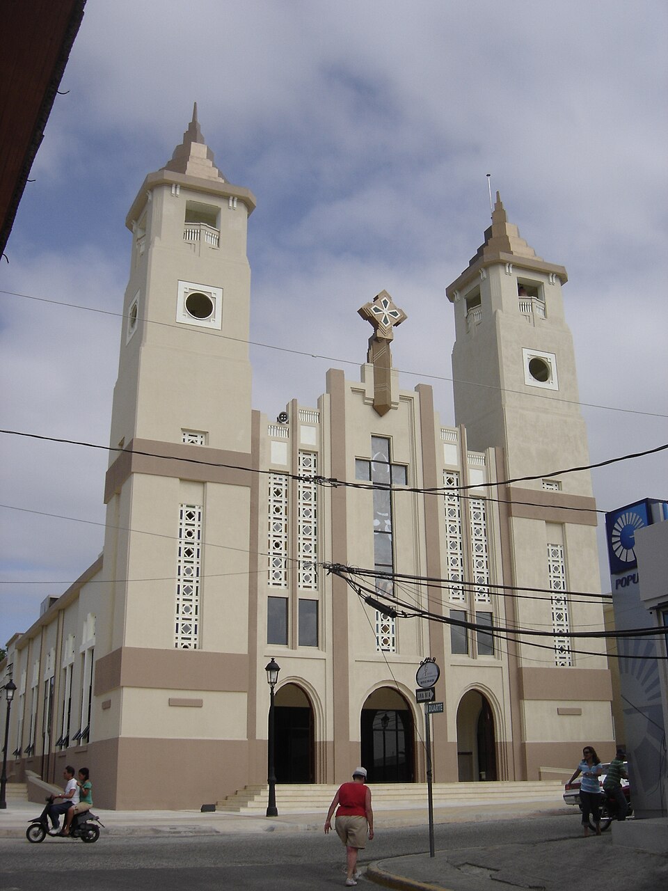 Mena Amaro