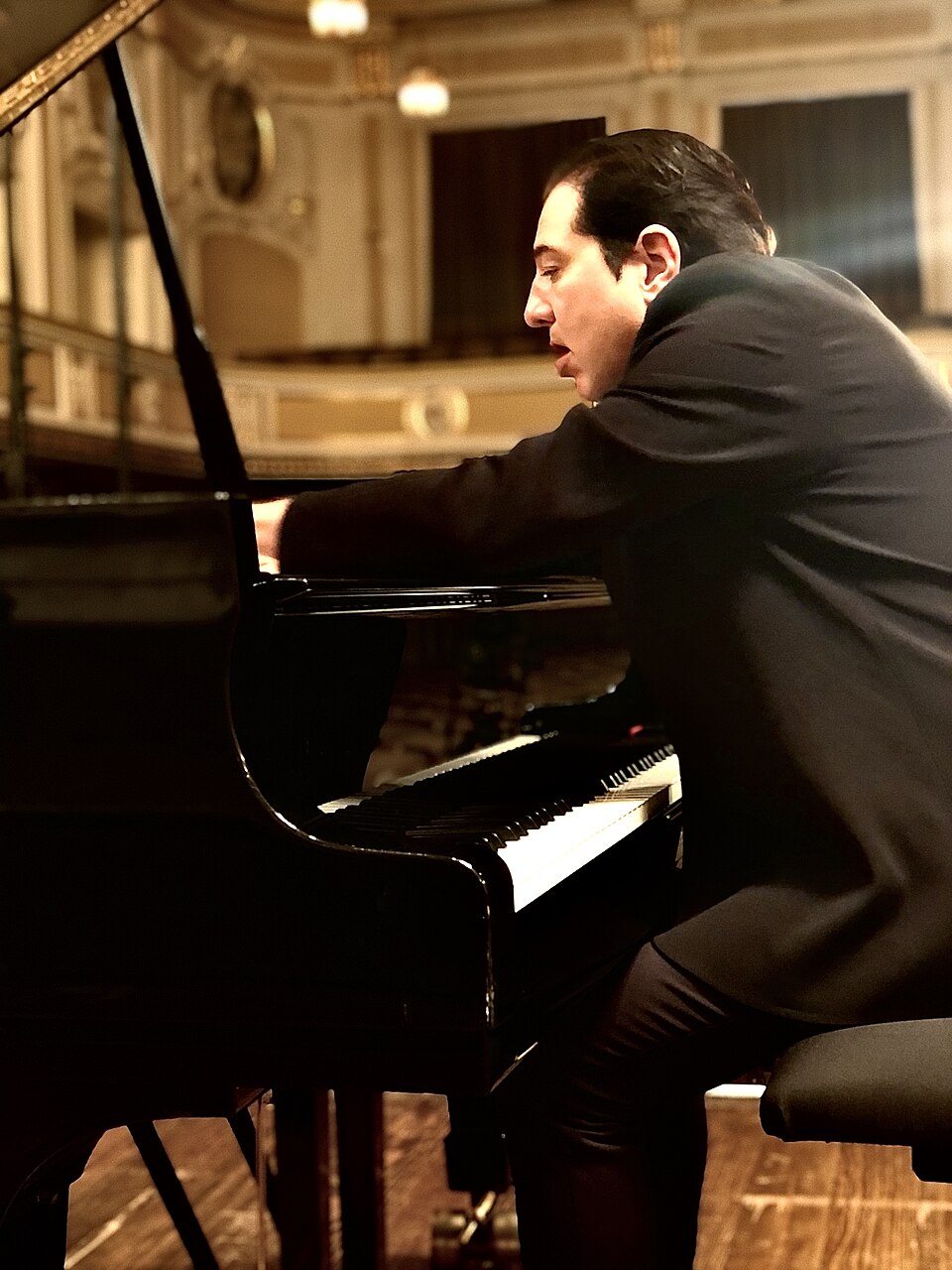 Mesut Hasan Benli