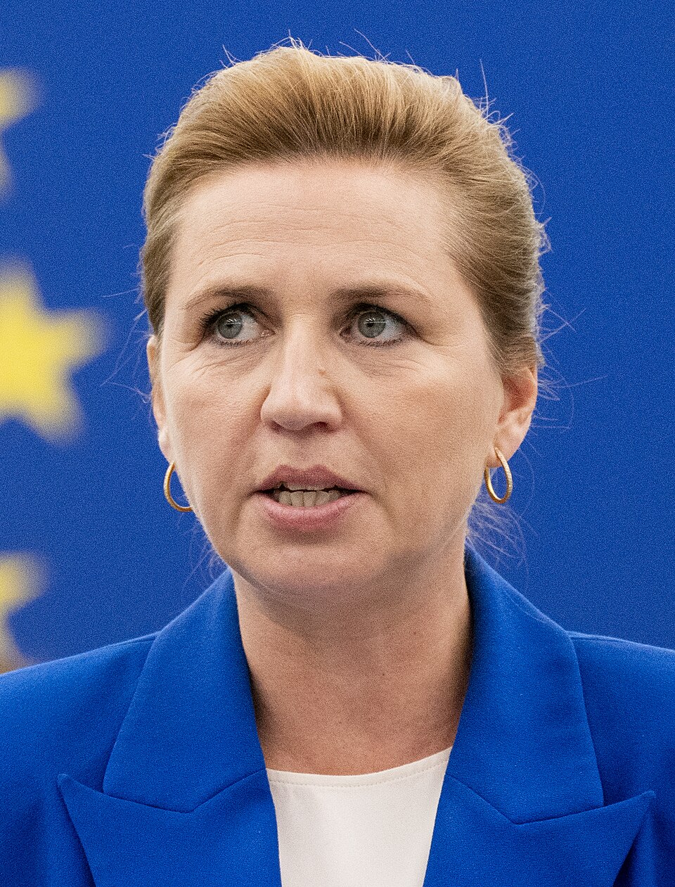 Mette F.