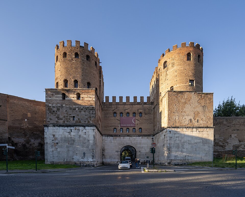 Micha Arch