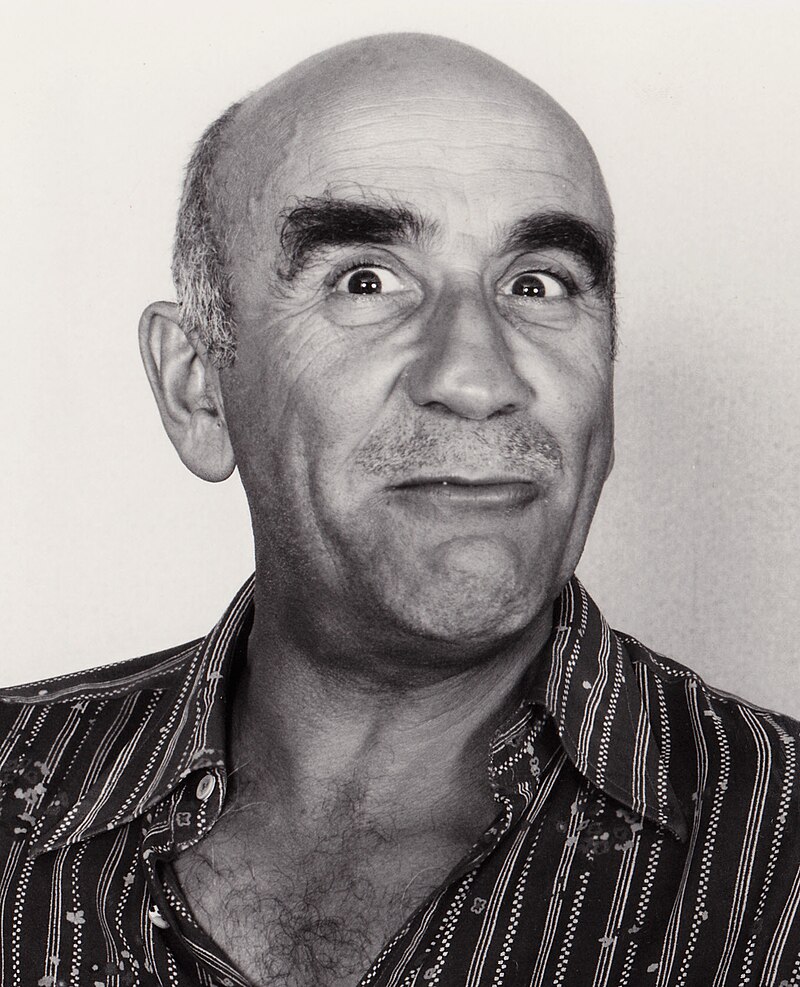 Mitchell Warren