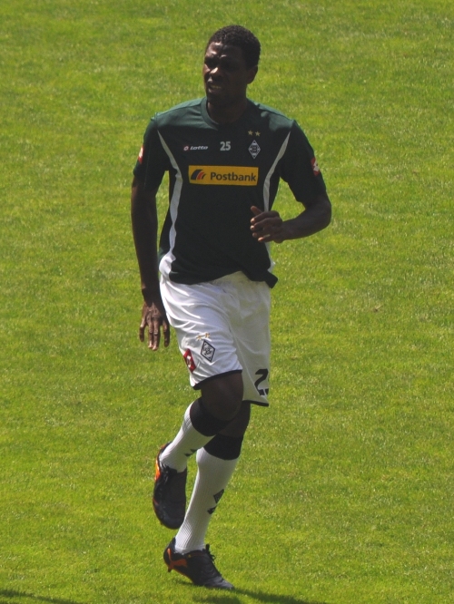 Mo Idrissou