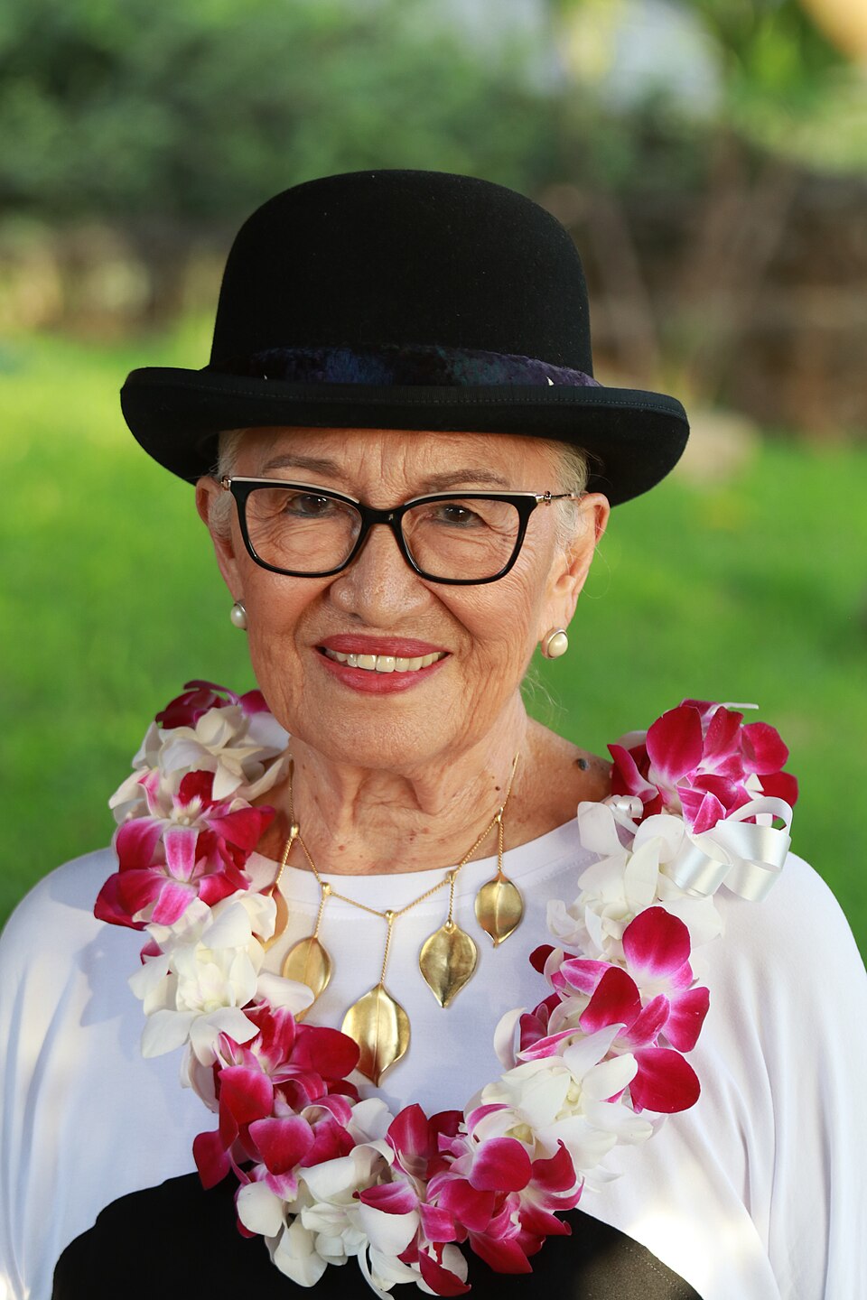 Momi Clare
