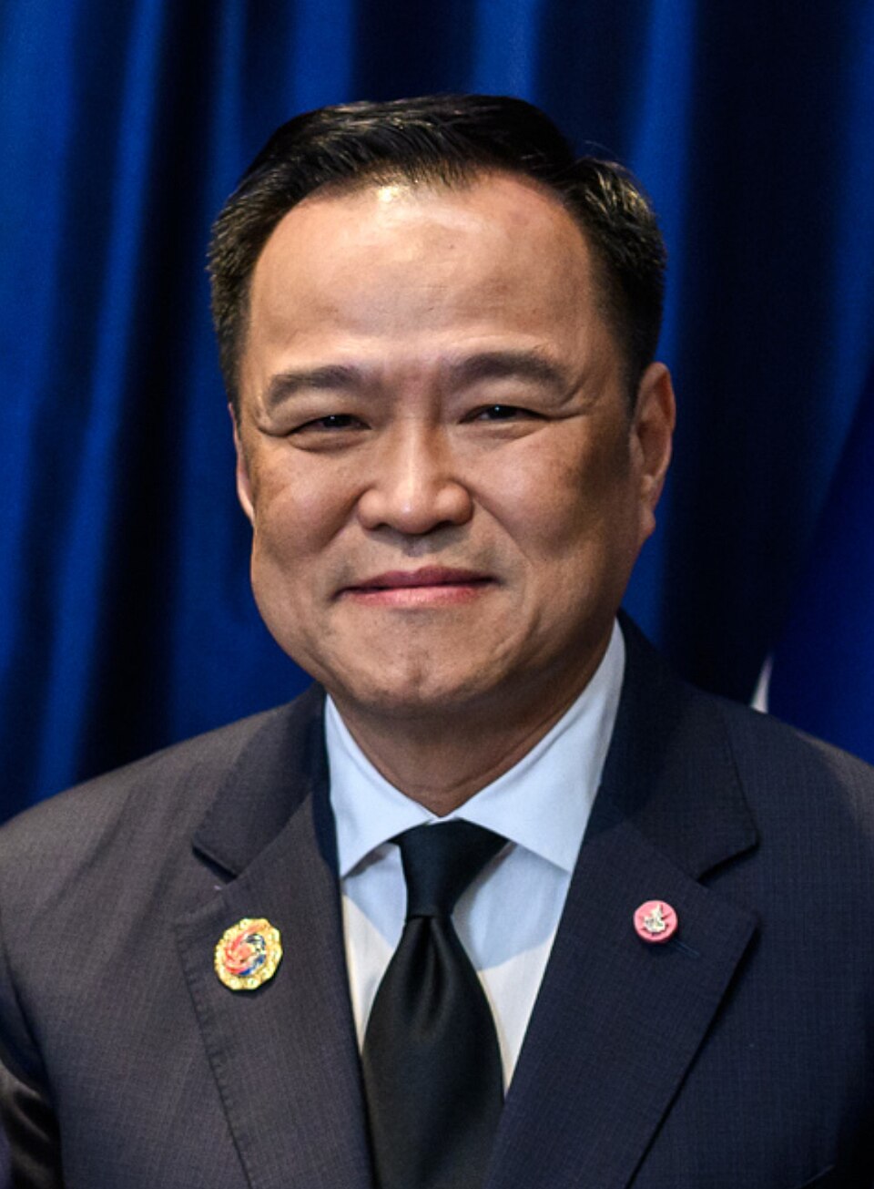 Mongkolkit Suksintharanon