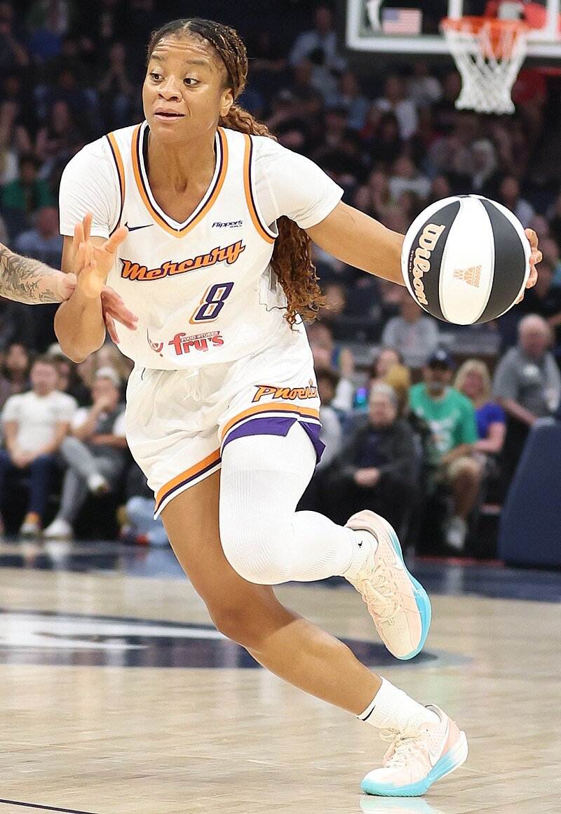 Monique Akoa Makani