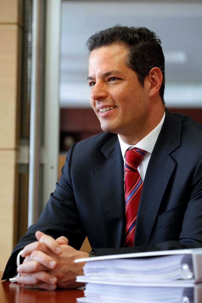Murat Baz