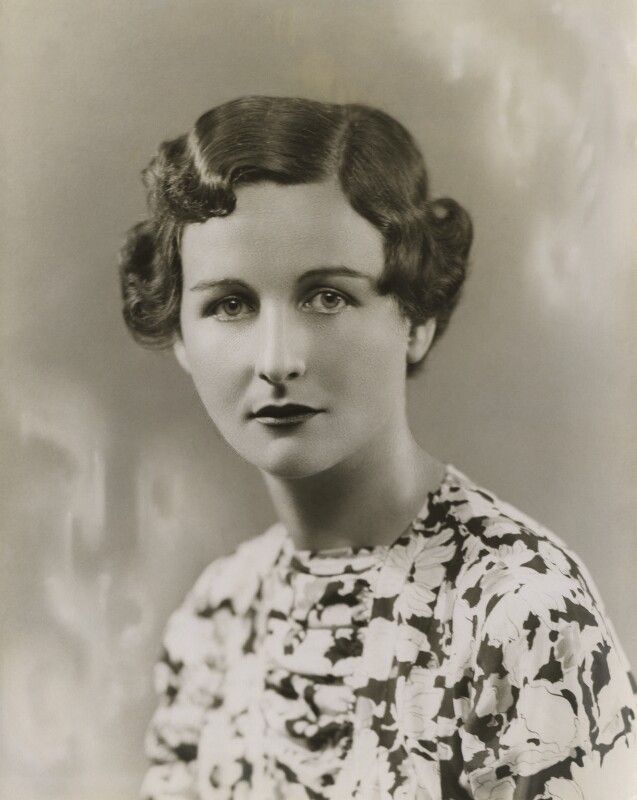 Nancy Blain