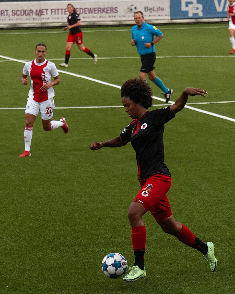 Naomi Piqué