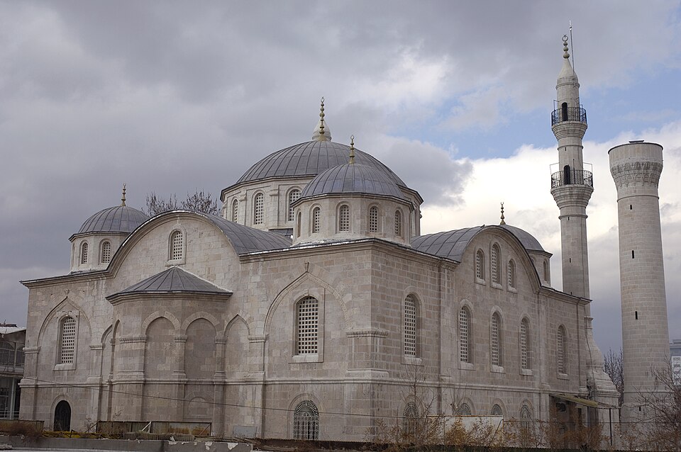 Nezih Başgelen