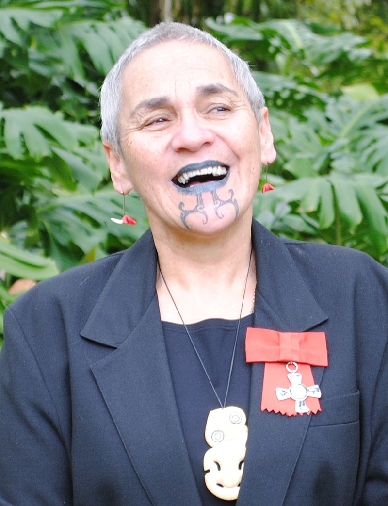 Ngāhuia te Awekōtuku